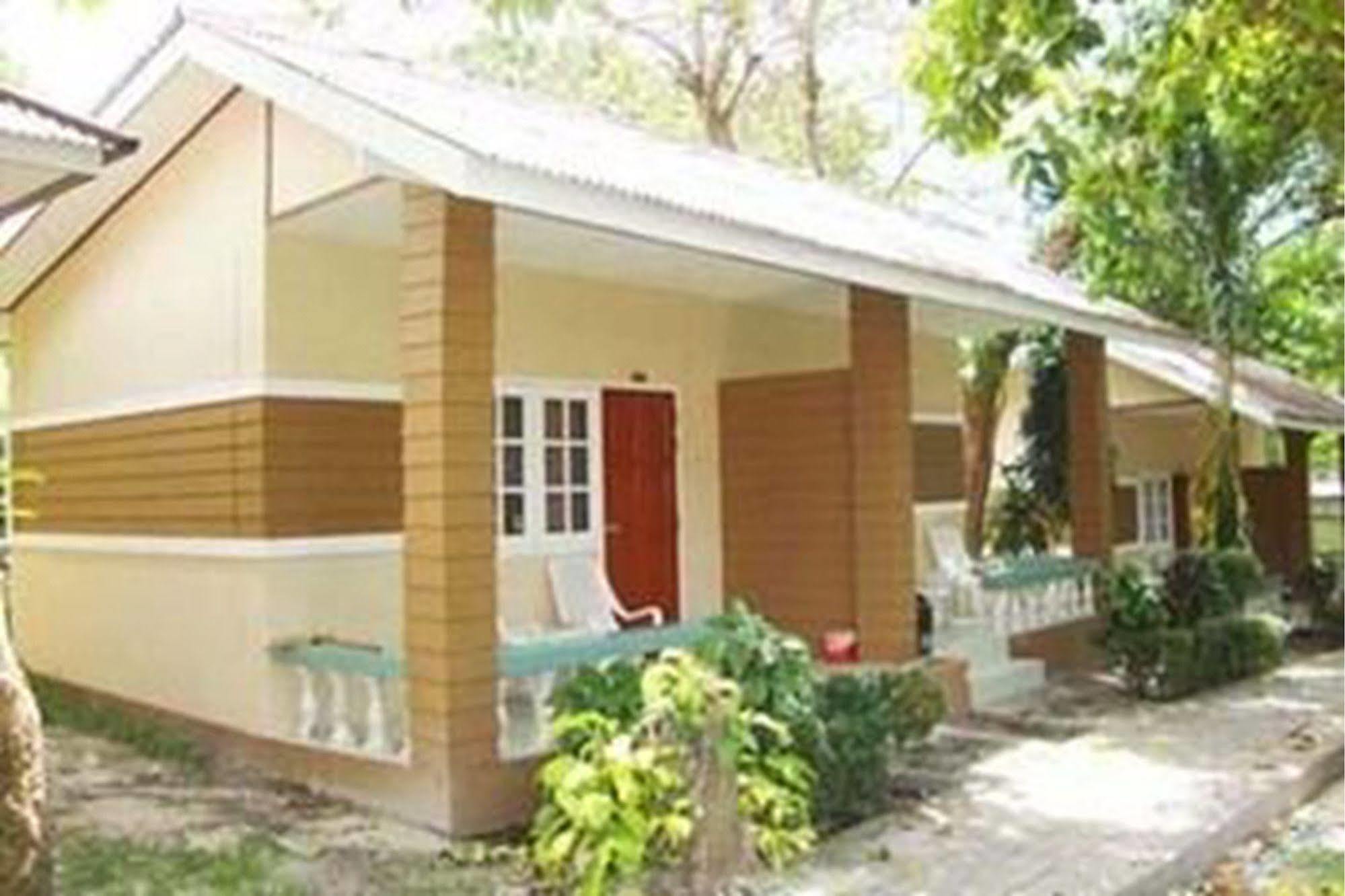 Malibu Samed Resort Koh Samet Esterno foto